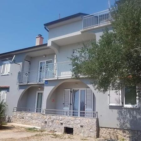 Sabljak Корнич Экстерьер фото